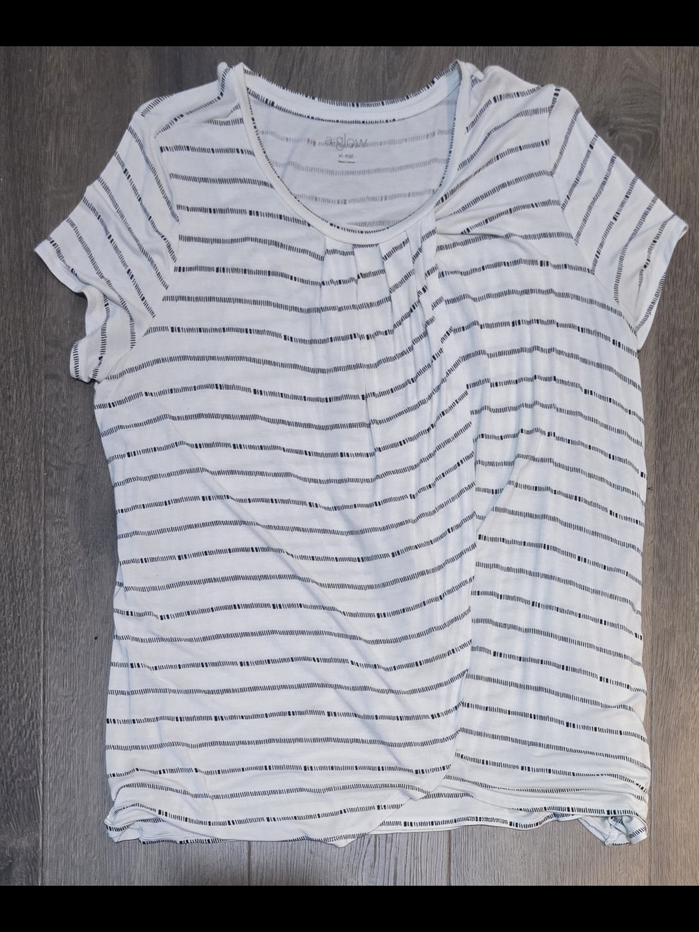 a:glow Maternity & Nursing Soft Tee White with Navy Stripe Detail XL